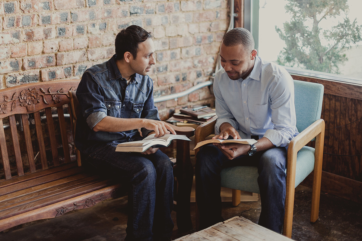 3 Differences Between Biblical Counseling and Traditional Talk Therapy